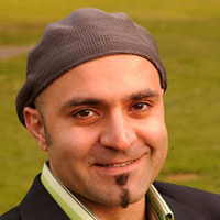 Dr. Alex Benzer
